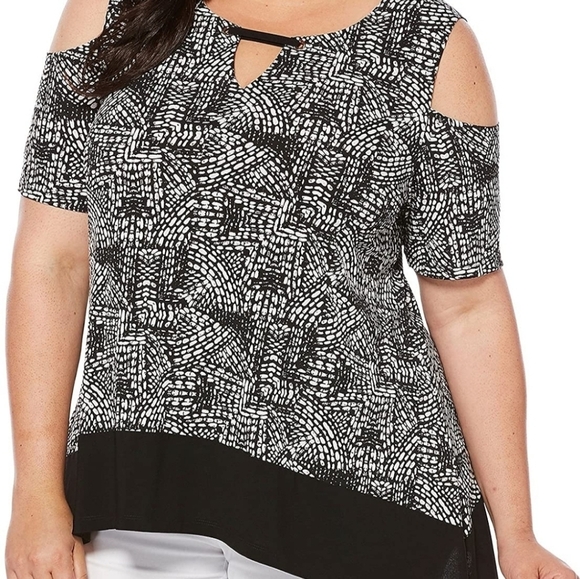 3 For $25 Rafaella Cold Shoulder Black White Top Size 3X - Picture 1 of 9